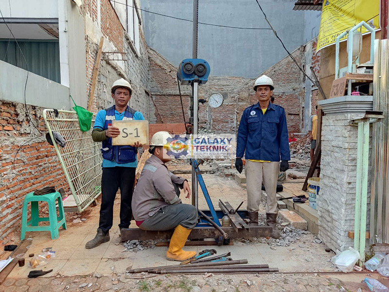 proses penetrasi konus CPT sondir di lapangan