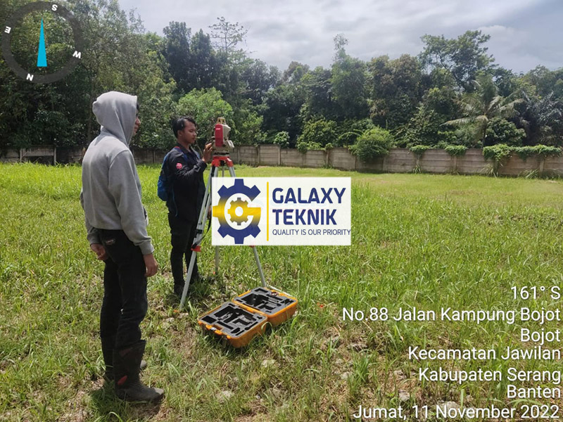 perencanaan infrastruktur menggunakan peta topografi dan data kontur tanah